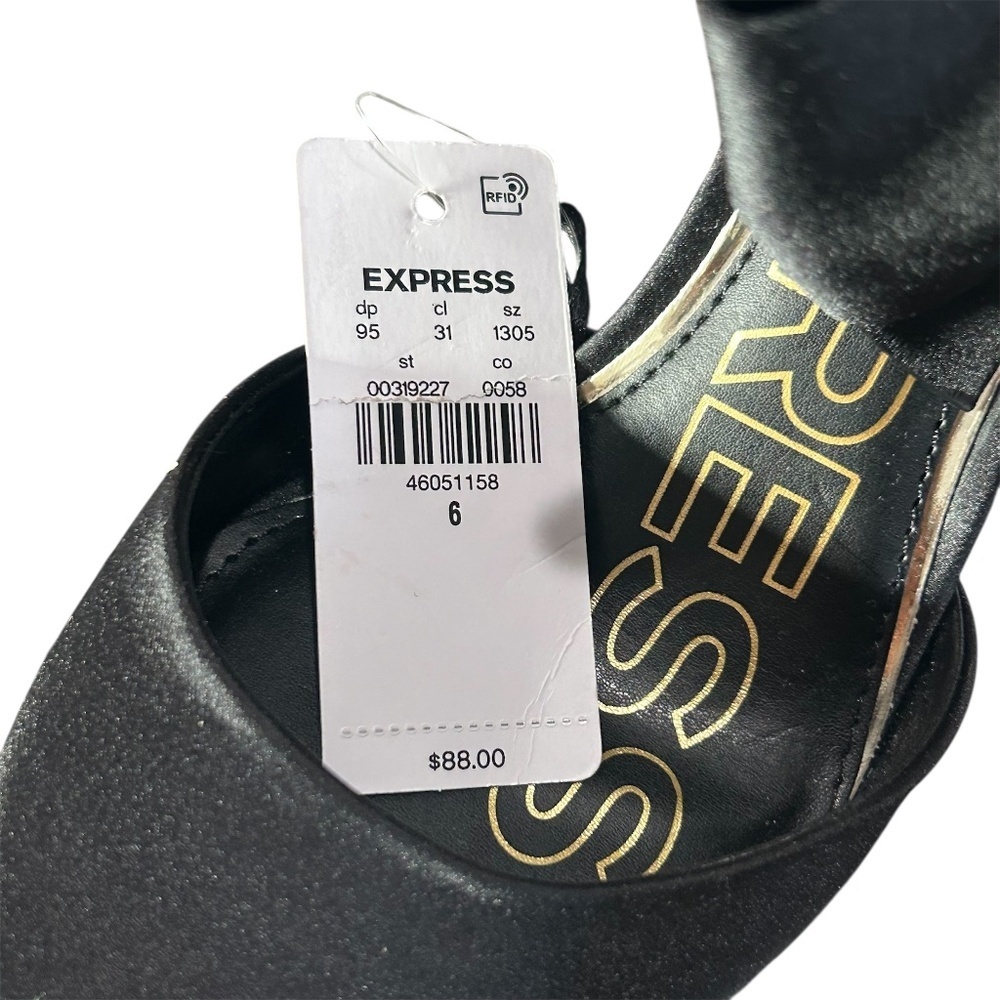 Express NWT Black Ankle Bow Closed Pointed Toe Pumps Size 6 - Picture 5 of 6